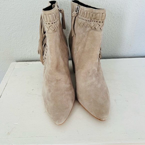 Rebecca Minkoff Ilan Suede Fringe Nude Tan Bootie 8.5 - Picture 3 of 11